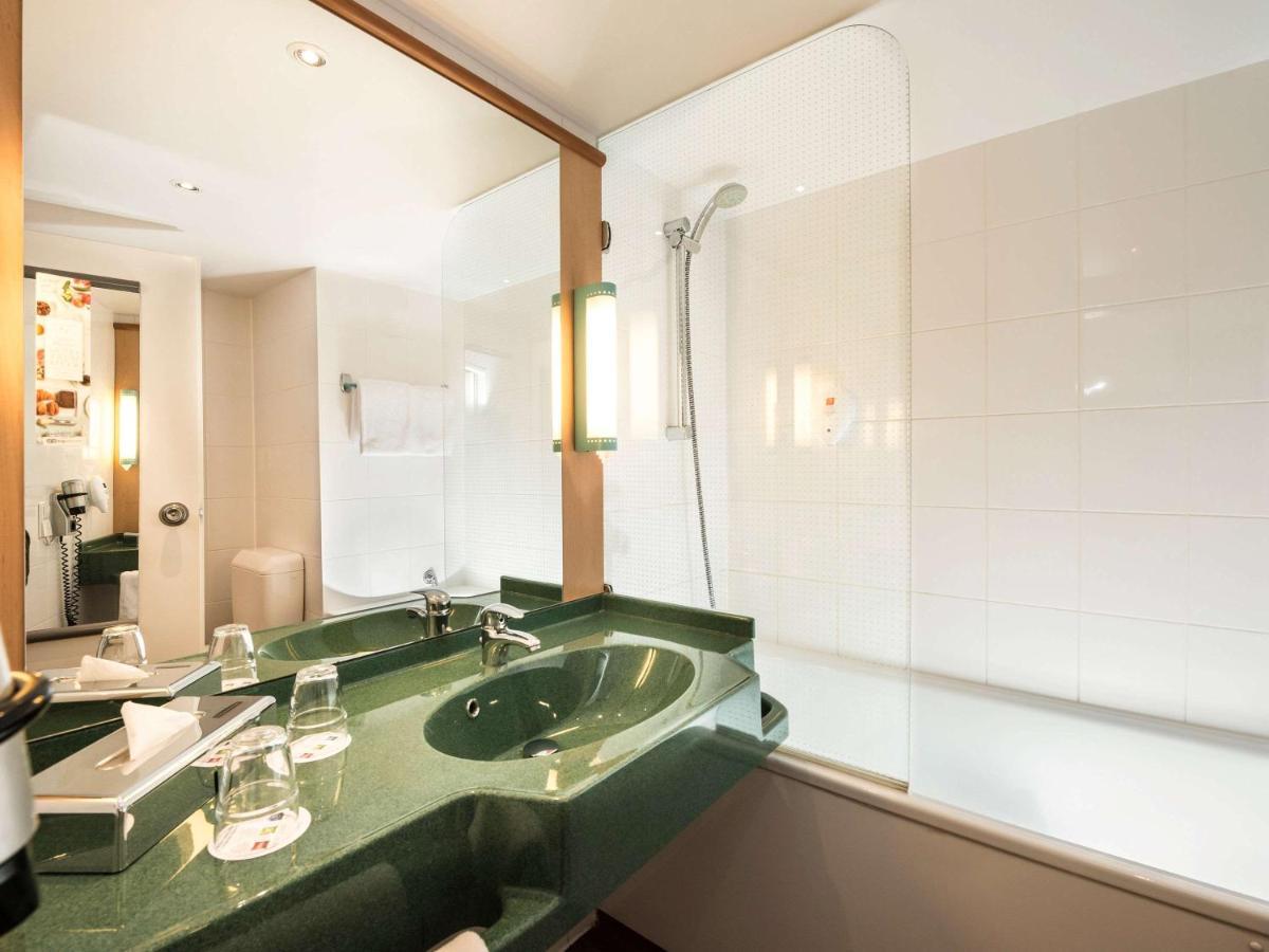 Готель Ibis Dortmund West Екстер'єр фото
